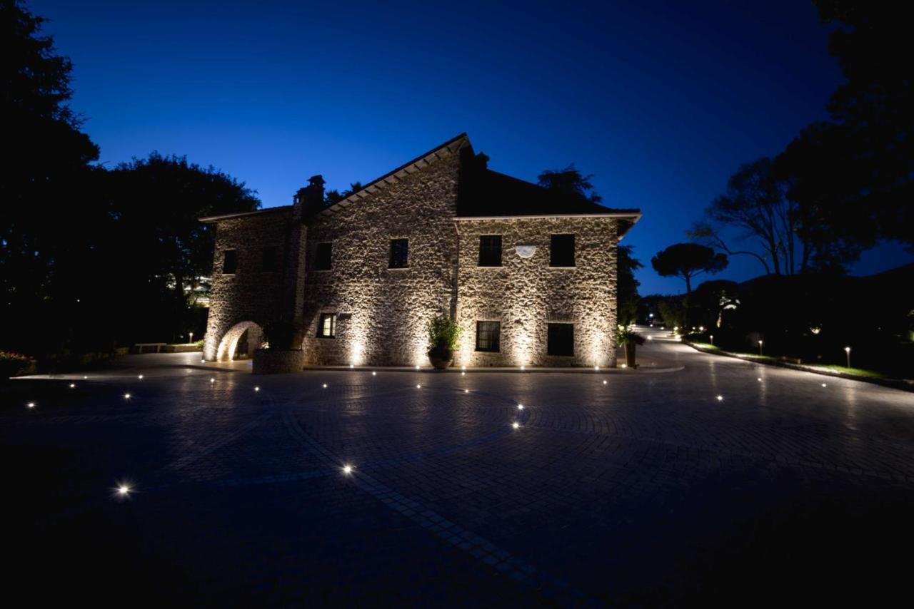 فندق Antico Borgo Molino 7Cento Vicino Ai Giardini Di Ninfa Cori المظهر الخارجي الصورة
