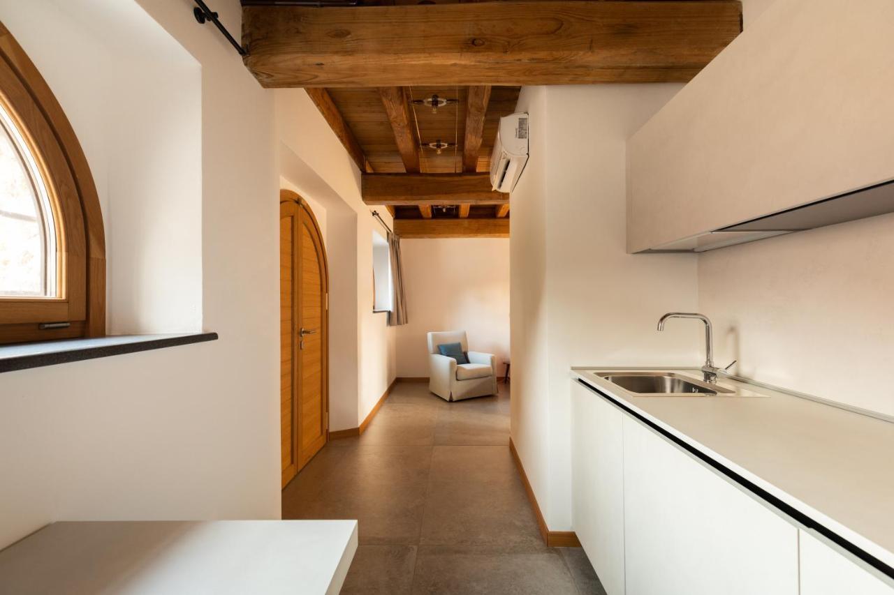 فندق Antico Borgo Molino 7Cento Vicino Ai Giardini Di Ninfa Cori المظهر الخارجي الصورة